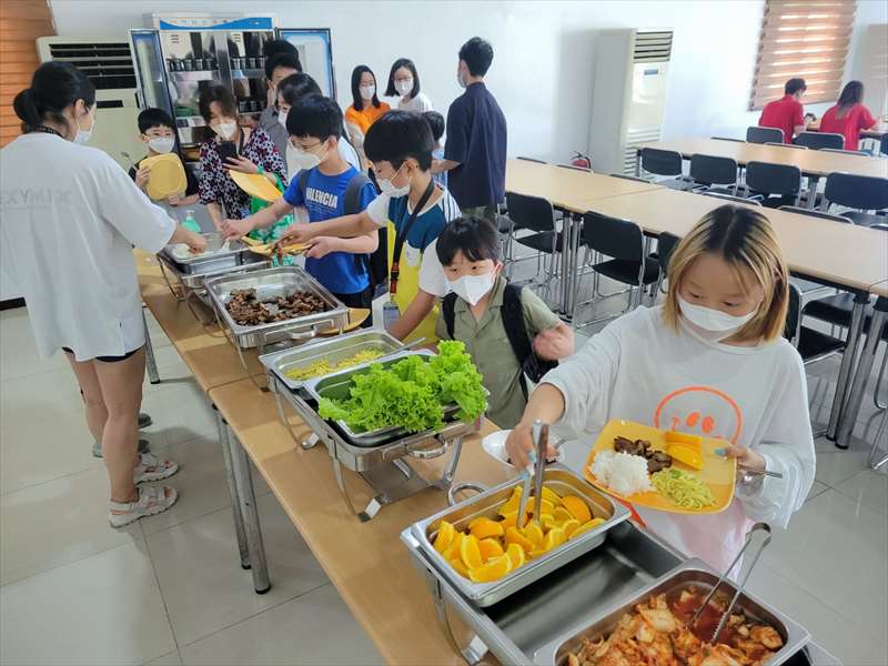 EG Academy食事